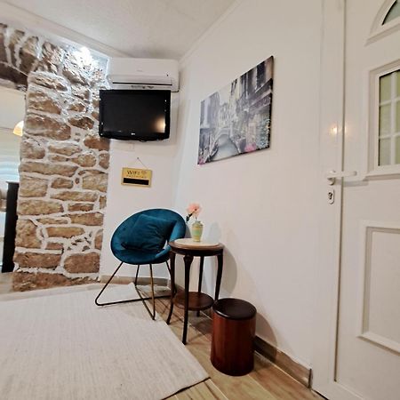 Unique Apartment Centar بودغوريتْسا المظهر الخارجي الصورة