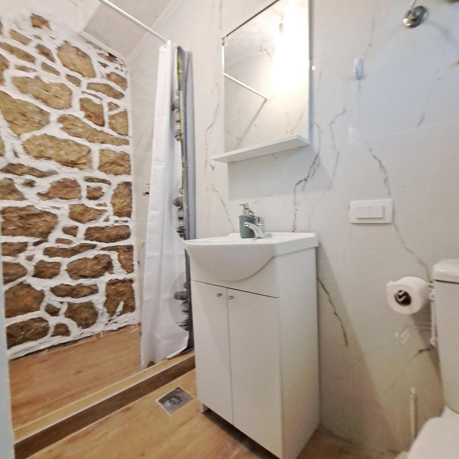 Unique Apartment Centar بودغوريتْسا المظهر الخارجي الصورة