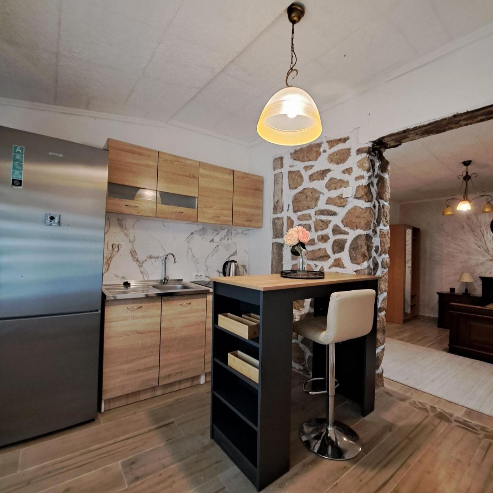 Unique Apartment Centar بودغوريتْسا المظهر الخارجي الصورة