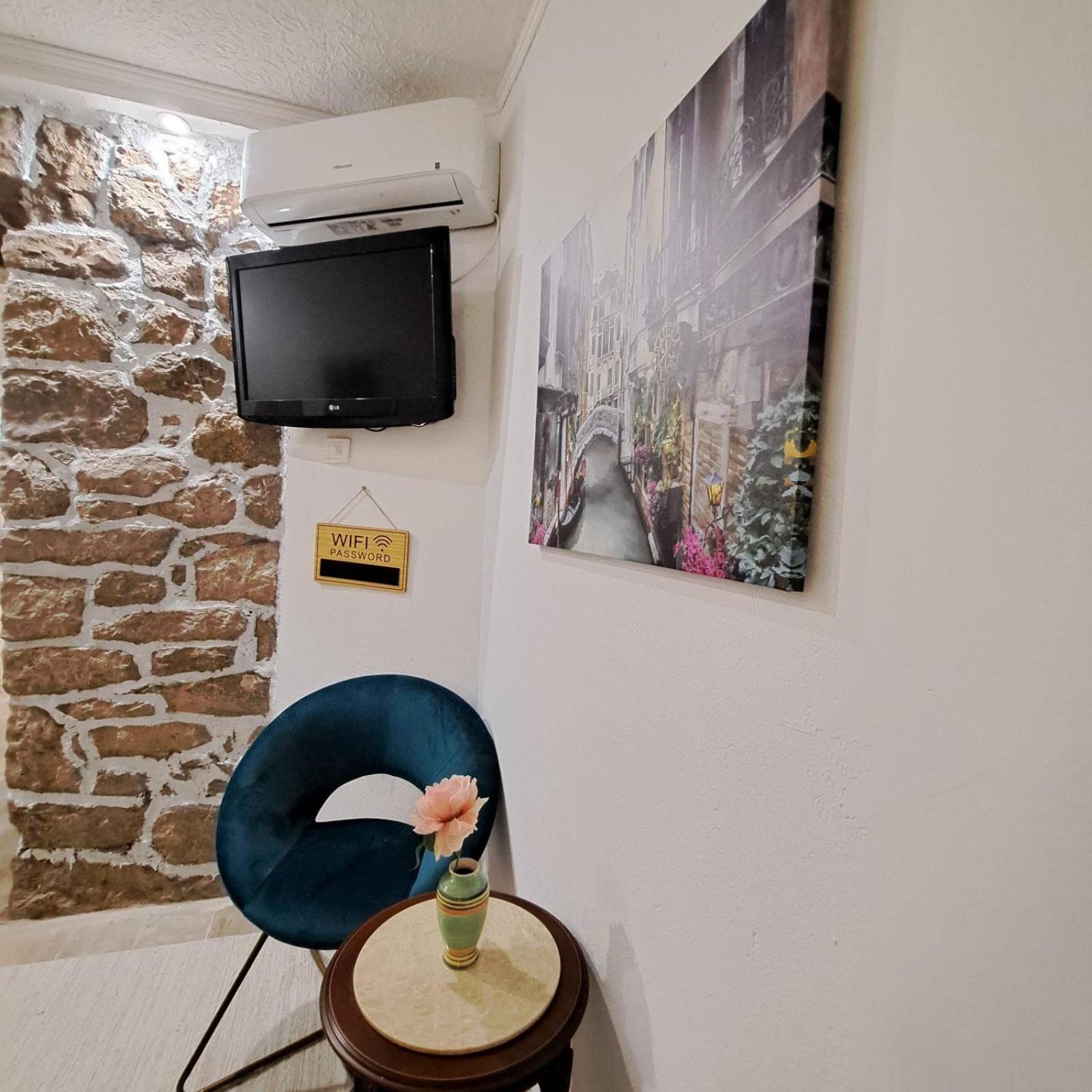 Unique Apartment Centar بودغوريتْسا المظهر الخارجي الصورة